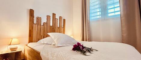 1 habitación, tabla de planchar con plancha, wifi y ropa de cama