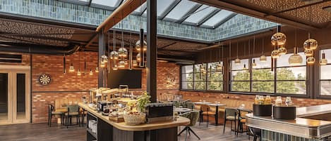 Daily buffet breakfast (EUR 20 per person)