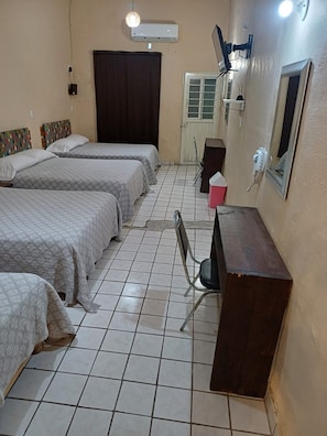 1 bedroom, iron/ironing board, WiFi