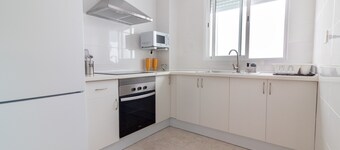 Global Properties: 3-Bedroom Home with Terrace in Moncofar