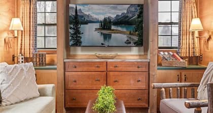 Hidden Disney Cabin w/playground- Close to theme parks!