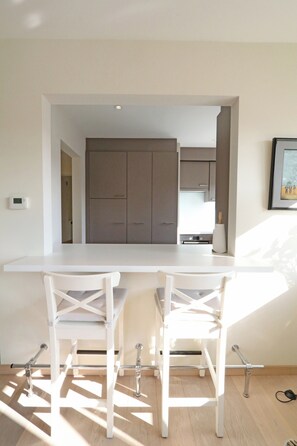 Apartment | Dining