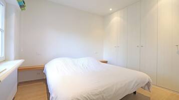 Villa | 5 slaapkamers, individueel gemeubileerd