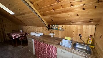 Herdplatte, Kochgeschirr/Geschirr/Besteck