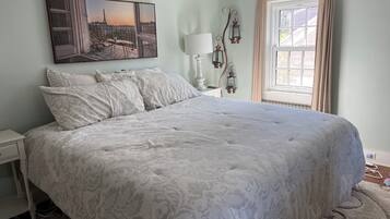 3 habitaciones, escritorio, wifi gratis y ropa de cama