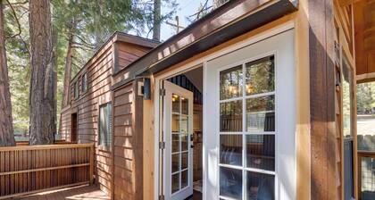 Near Lake Almanor & Golf: Cozy Cabin!