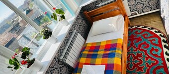 DADOW Guesthouse