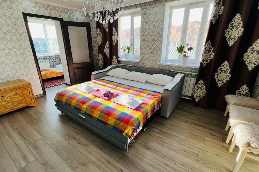 DADOW Guesthouse
