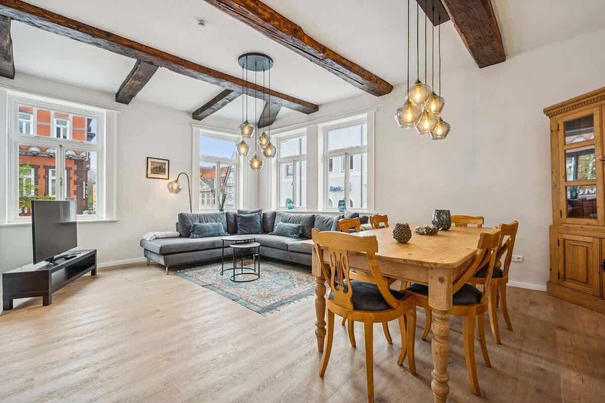 Fernseher, Arbeitsbereiche
