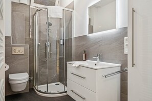 Hair dryer, towels - MEL&BENS Town Hall Suite | Old Town | Parking Option (Celle)