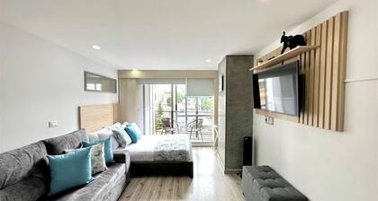 Studio apartment in Castellana with a view