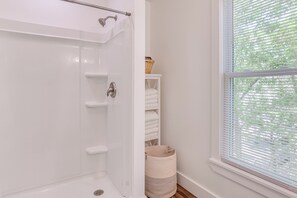 Hair dryer, towels - Walk to Downtown & Seneca Lake: Updated Retreat! (Geneva)