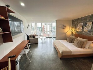 1 habitación, tabla de planchar con plancha, wifi y ropa de cama 