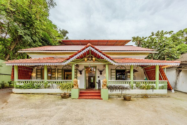 Voorkant van accommodatie