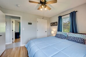 1 bedroom, Internet, bed sheets - 8 Mi to Jay Peak Resort: Scenic Retreat w/ Deck (North Troy)