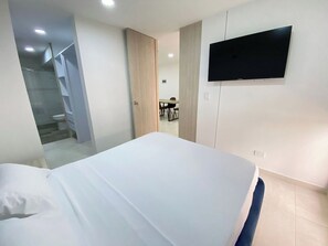 1 bedroom, iron/ironing board, WiFi, bed sheets - Spacious Apartment on Av 19 Norte Armenia (Armenia)