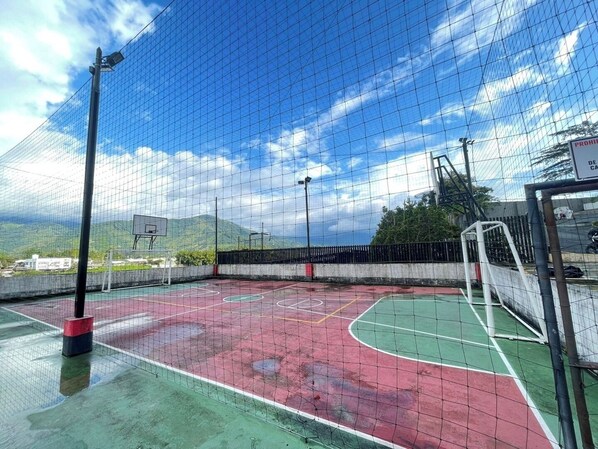 Sport court