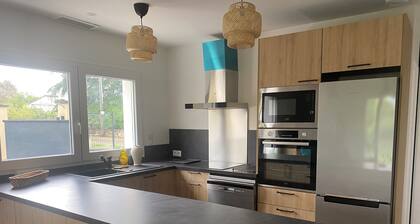 Villa 6-8 personnes « Les Rompudes»