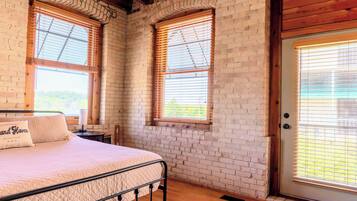 2 chambres, fer et planche Ă repasser, Wi-Fi gratuit, draps fournis