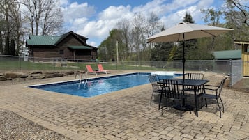 Piscine extérieure