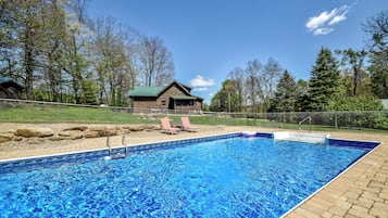 Piscine extérieure