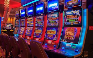 Casino - Spacious Luxury Estate with Special Perks (Long Pond)