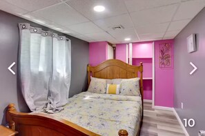 2 bedrooms, WiFi, bed sheets