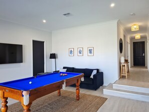 Games room - Jetty Nights, Port Hughes (Port Hughes)