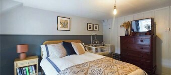 Spectacular Riverview Cottage in Calstock