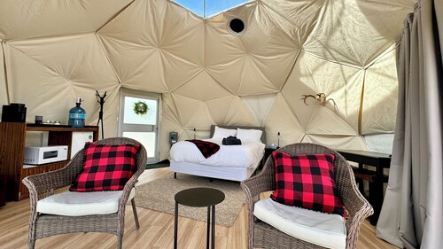 #1 Dome - Jasper Gateway Glamping