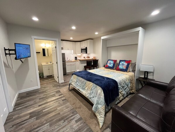 واي فاي مجانًا وملاءات أسرّة