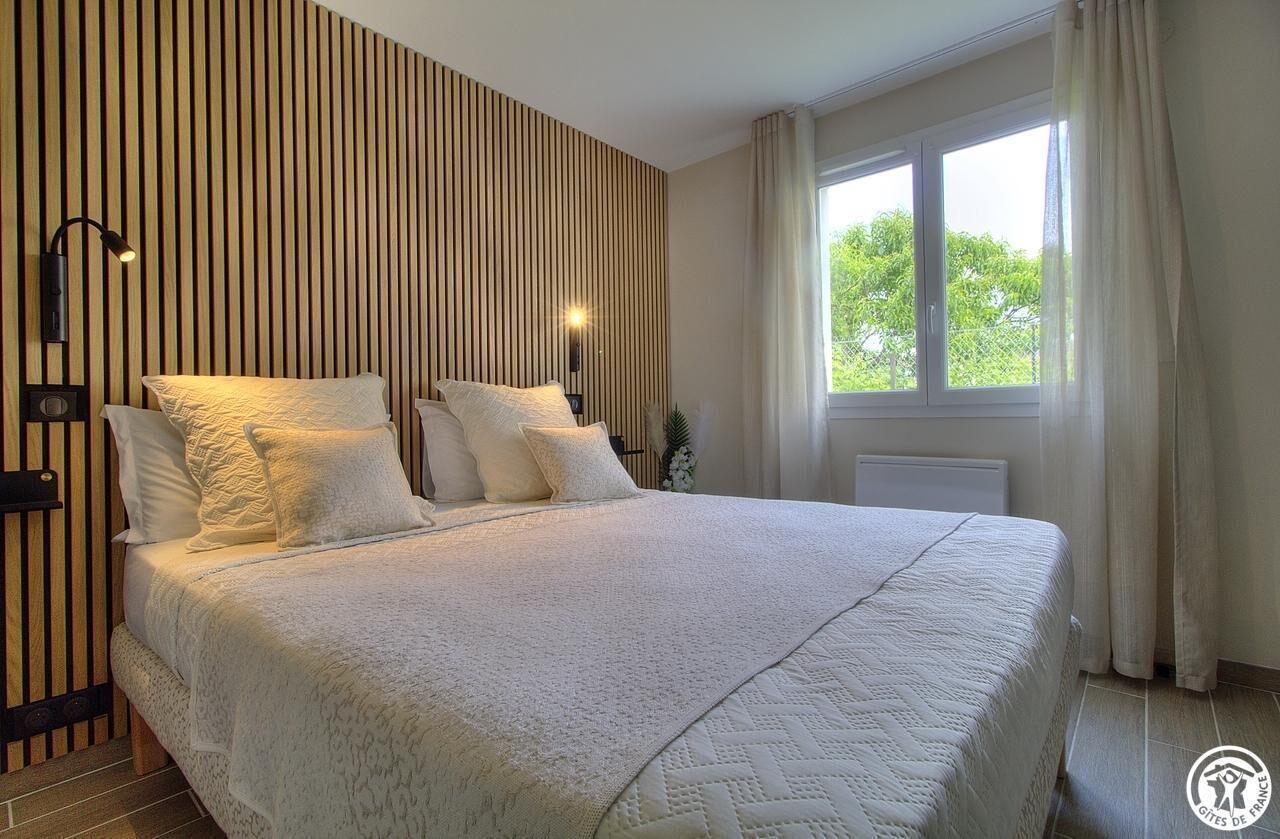 2 chambres, fer et planche à repasser, Wi-Fi gratuit, draps fournis