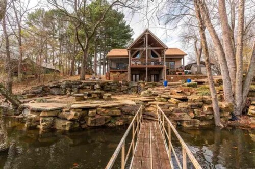 Stunning Riverfront Home Near Cow Shoals with Dock on the Little Red River!!!