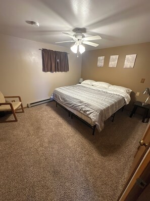 4 soverom, reiseseng for barn, wi-fi (inkludert) og sengetøy