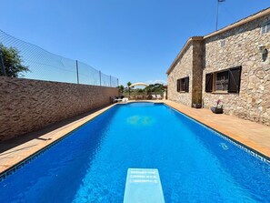 Piscine extérieure