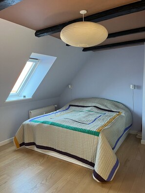 2 chambres, fer et planche à repasser, Wi-Fi, literie fournie