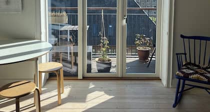 2-storey family apartment with lots of light, views and proximity to city and nature