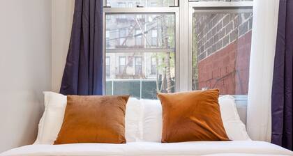 5BD Duplex w/ Private Patio BBQ and Arcade Games