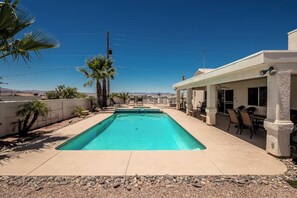 Pool - Downtown Lake Havasu 5 bedroom home (Lake Havasu City)