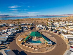 Exterior - Waterfront Sam's Beachcomber $249 a Night (Lake Havasu City)