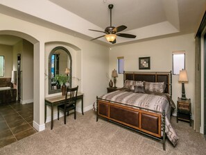 3 makuuhuonetta, ilmainen Wi-Fi, vuodevaatteet