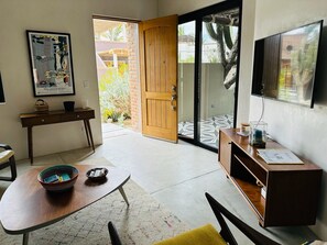 2 Schlafzimmer, Zimmersafe, kostenloses WLAN, Bettwäsche