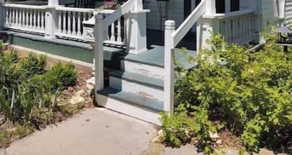 Harbor Hill Inn - Plymouth Suite