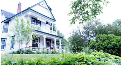 Harbor Hill Inn - Carriage House