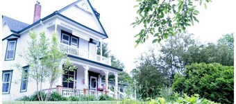 Harbor Hill Inn Cottage - Piano Suite