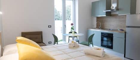 1 bedroom, WiFi, bed sheets