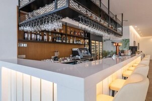 Bar (en la propiedad)