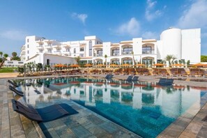 صورة غير مصنفة، 5 من 85، زرّ