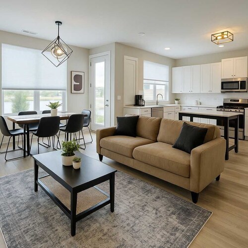 Spacious 4BR Home - Perfect for Groups!