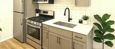 Geladeira, micro-ondas, fogão, cooktop